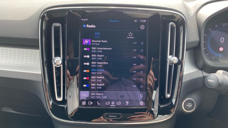 Volvo XC40 2.0 B3P Plus Dark 5dr Auto Petrol Estate